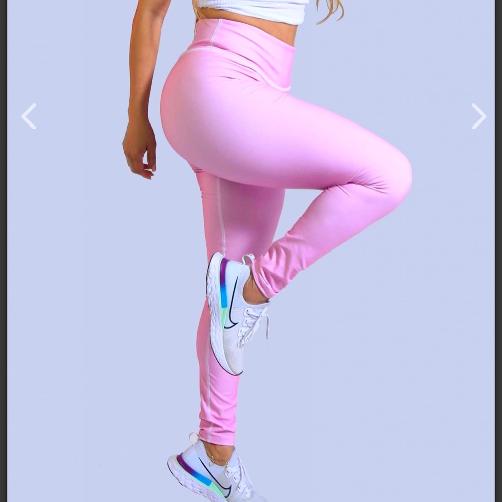 Pastel pink leggings